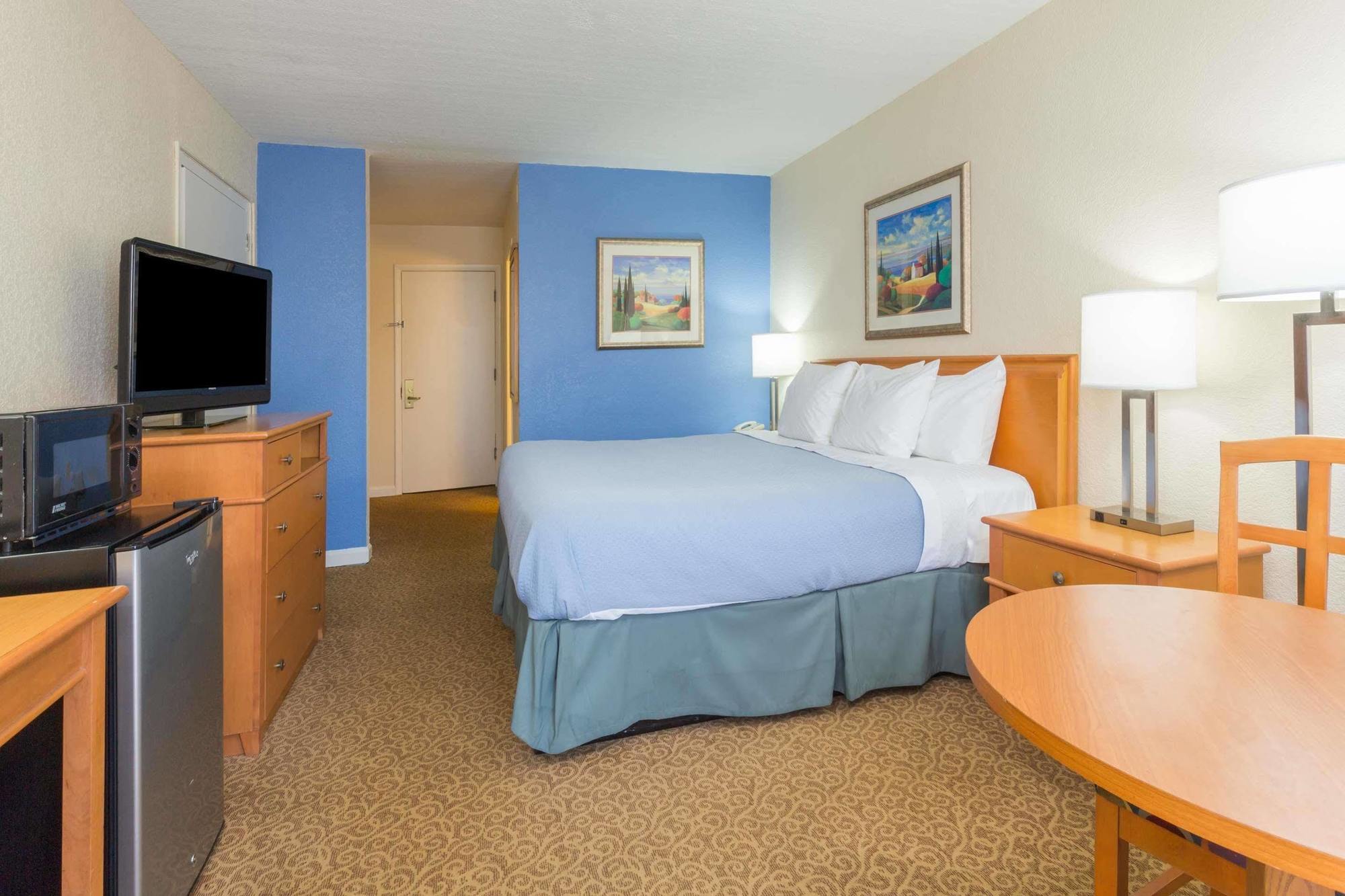 Days Inn By Wyndham Neptune Beach Jacksonville Beach Εξωτερικό φωτογραφία