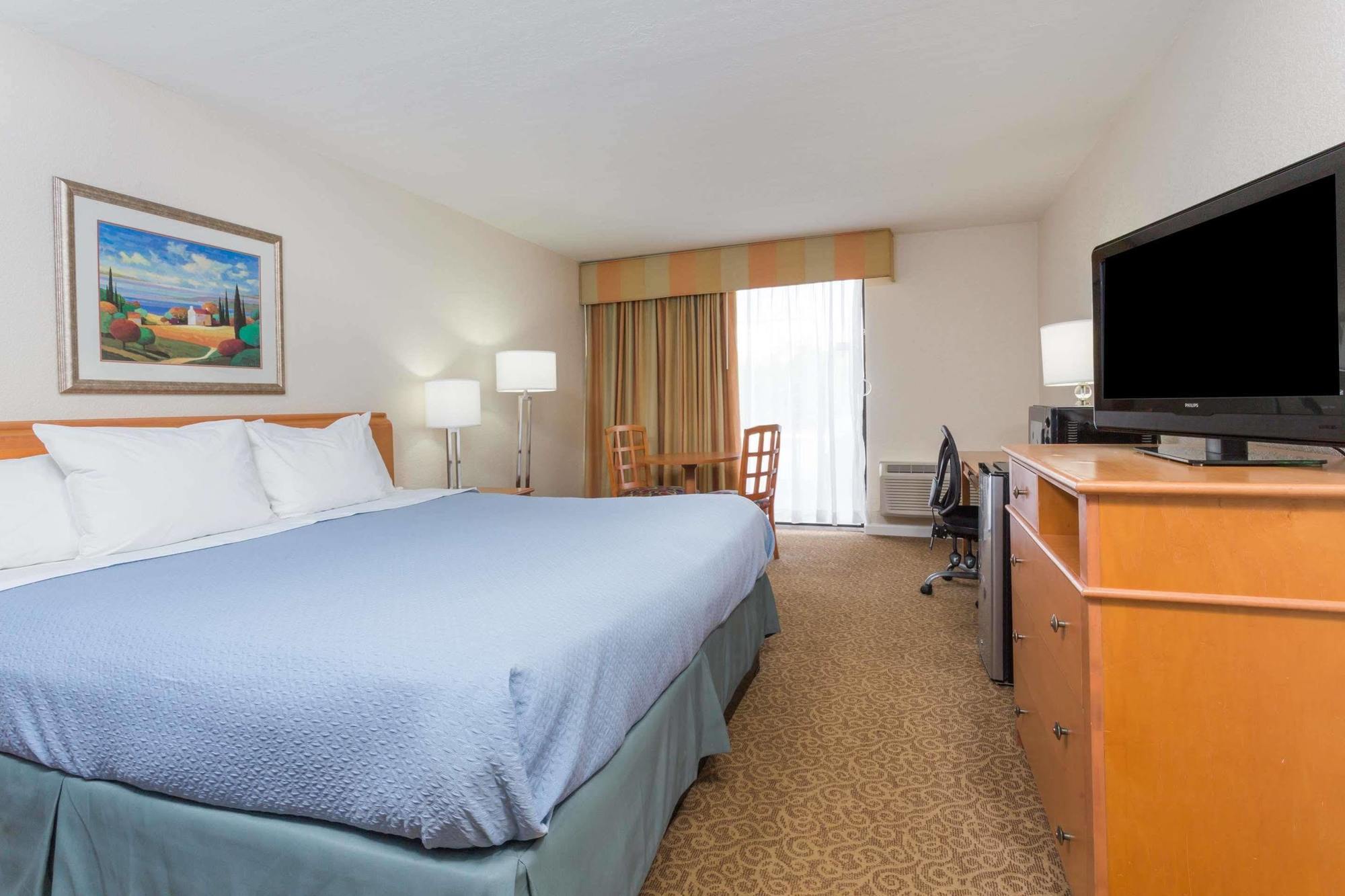 Days Inn By Wyndham Neptune Beach Jacksonville Beach Εξωτερικό φωτογραφία